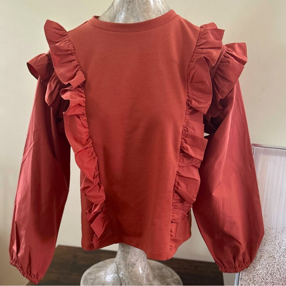 Ruffle Top - Picture 3 of 8